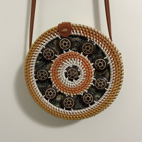 Round Rattan Crossbody Bag Woven Straw Bali Style Boho Summer Purse - Picture 2 of 6